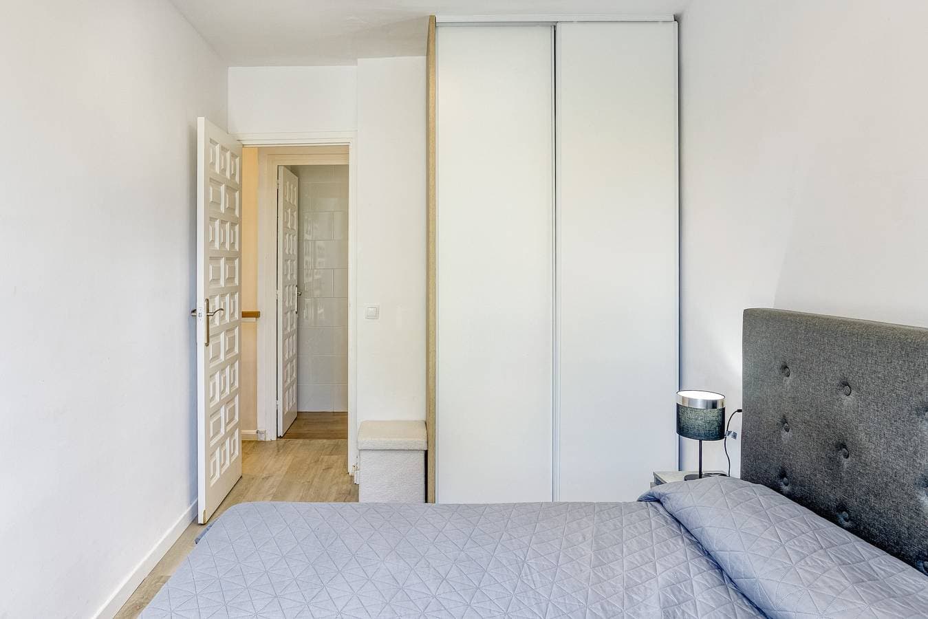Foto 13 von 27: Ferienhaus 'Biblos' mit Gemeinschaftspool, WLAN und Klimaanlage