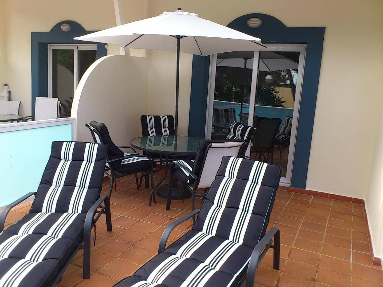 Foto 12 von 84: One-Bedroom Apartment with Sea View
