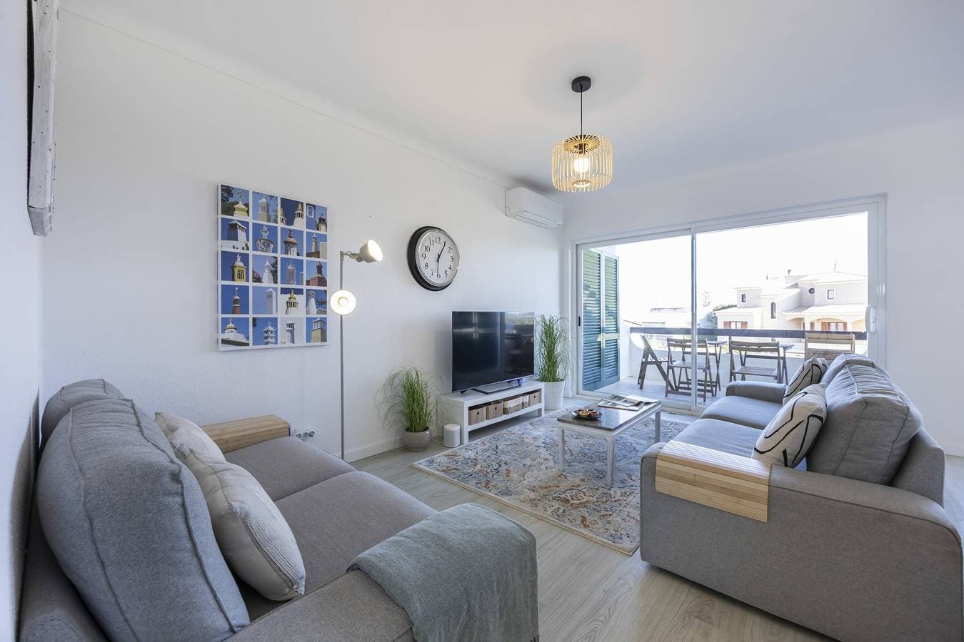 Apartment Júlio Pomar 1