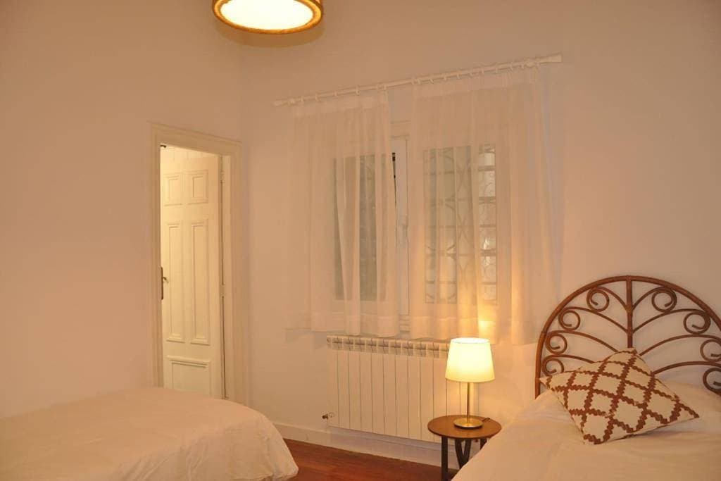 Foto 7 von 38: Three-Bedroom House