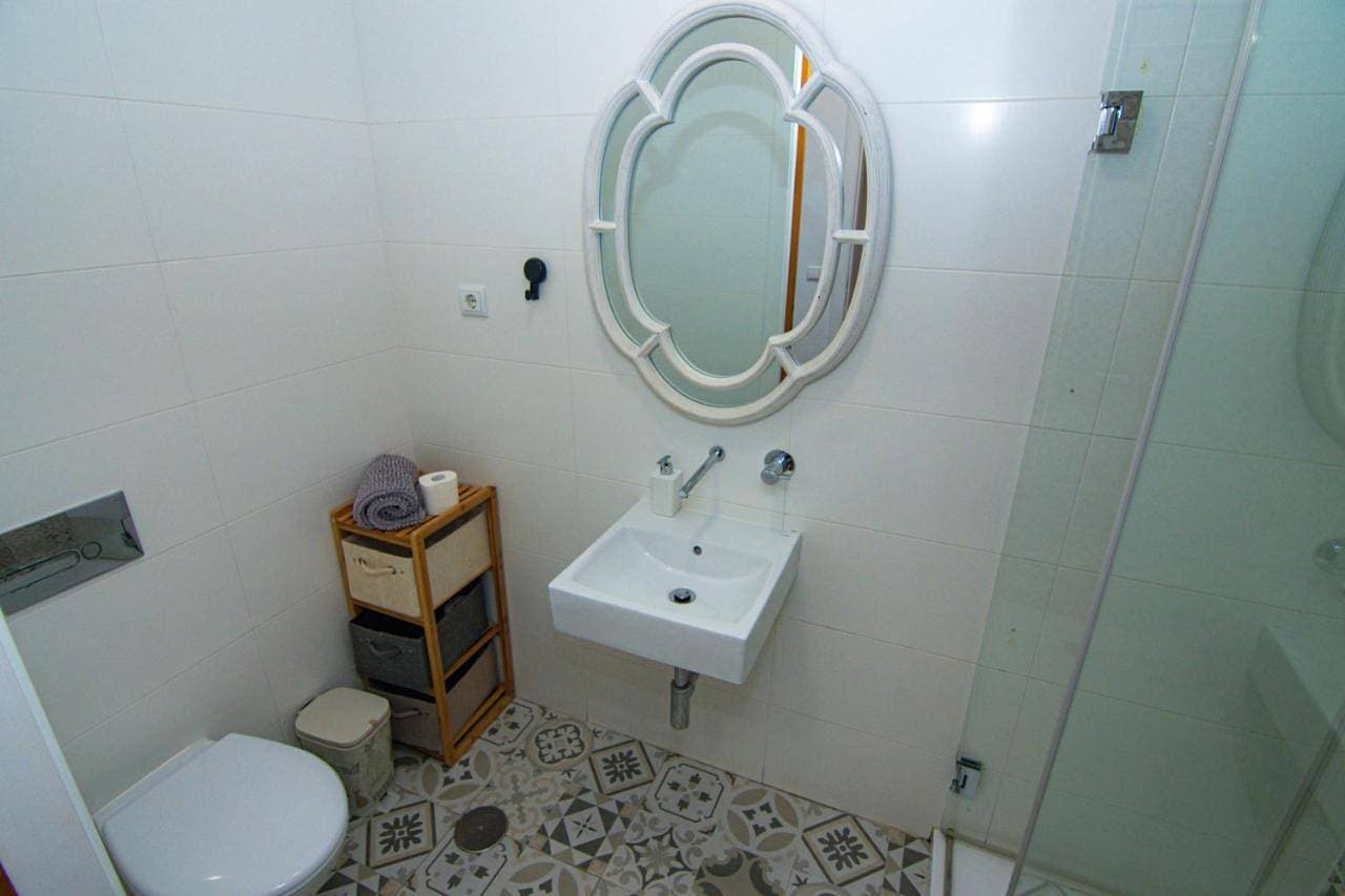 Foto 4 von 11: Double Room with Private Bathroom