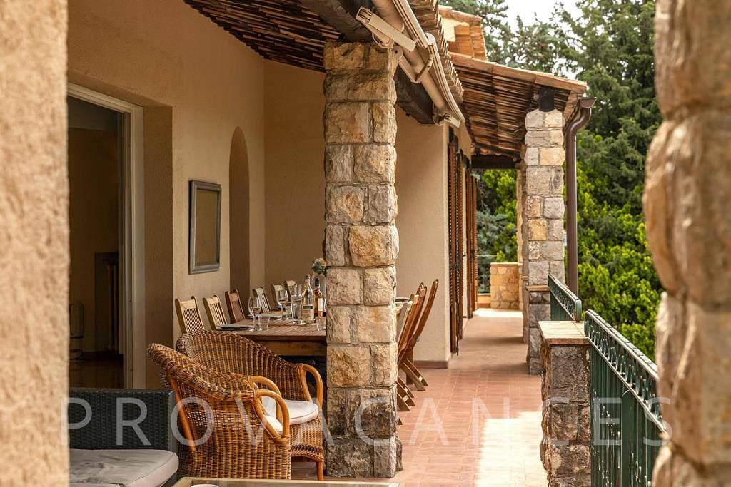 Foto 7 von 84: Großes Ferienhaus mit Pool in Cabris - Grasse