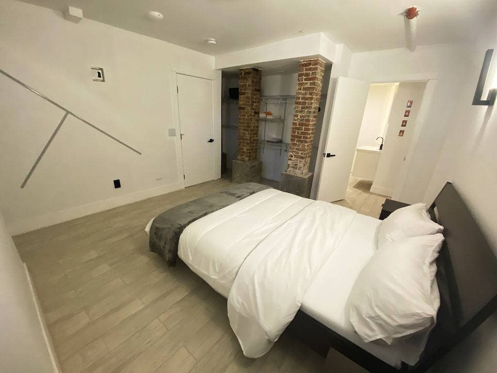 Ultra cool new modern flat 1