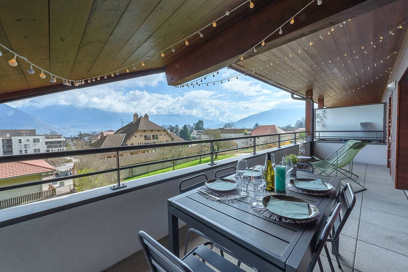 Foto 3 von 18: Ferienwohnung für 4 Personen mit Terrasse
