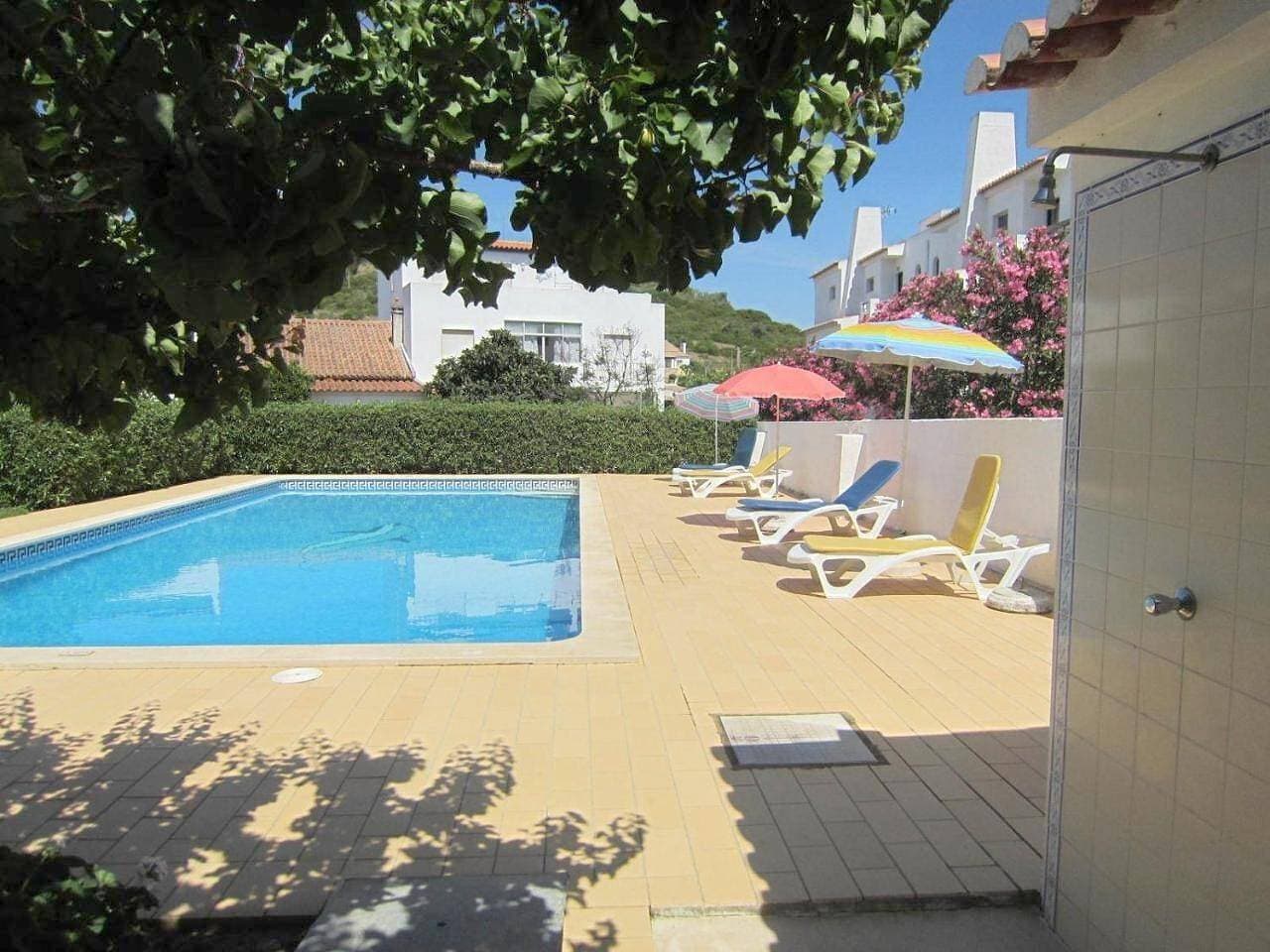 Foto 2 von 40: Ferienhaus Casa Fernandes mit Gemeinschaftspool, offener Terrasse und WLAN