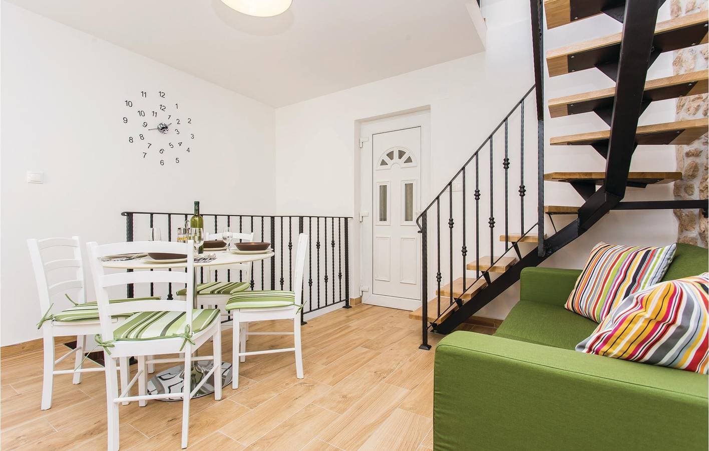 Foto 4 von 33: Ferienwohnung mit Panoramablick in Strandnähe, mit Terrasse und WLAN