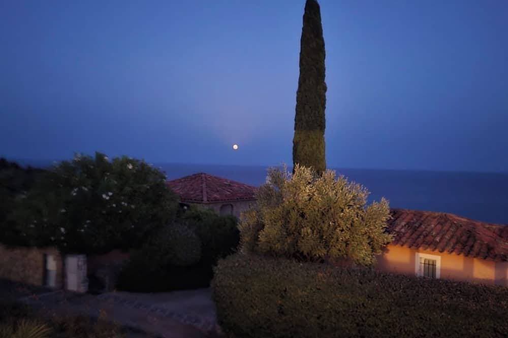 Foto 9 von 29: Stehende Villa Mit Privatem Pool, Meerblick 200M Vom Strand Entfernt