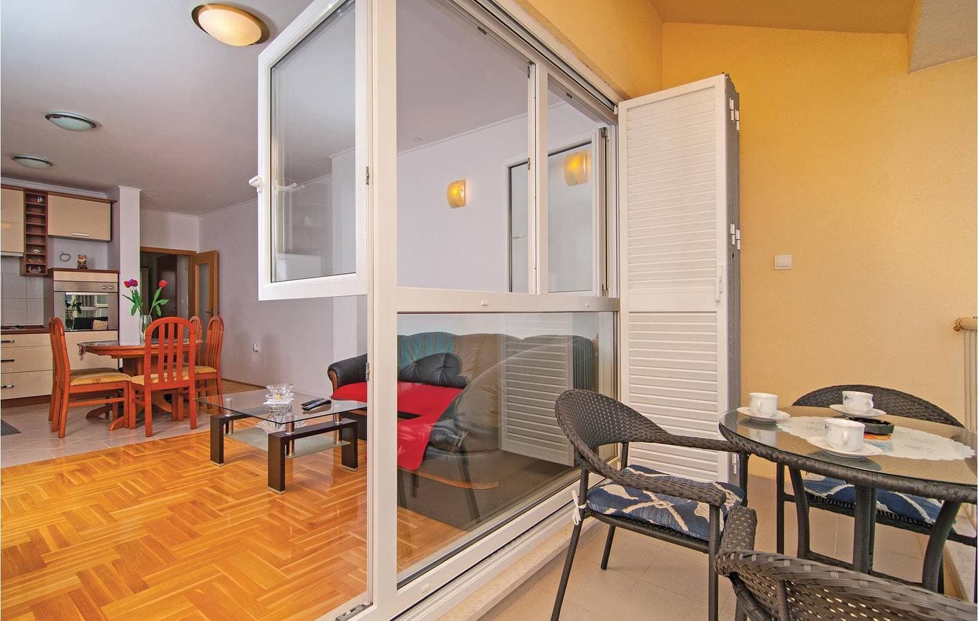 Foto 8 von 18: Gemütliche Ferienwohnung mit Terrasse, in der Nähe des Strandes von Copa Cabana