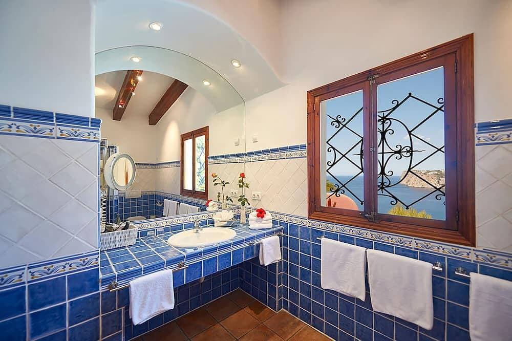 Foto 4 von 22: Romantisches Ferienhaus auf Mallorca mit Pool und Meerblick (Villa Deka)