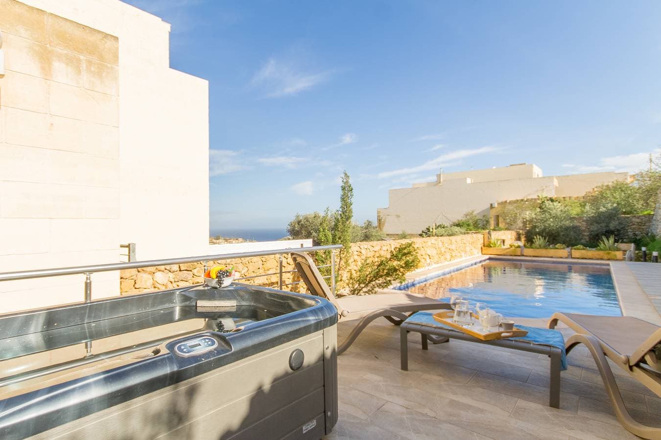 Foto 5 von 34: Ta'Siku Gozitan villa + Pool & hot tub