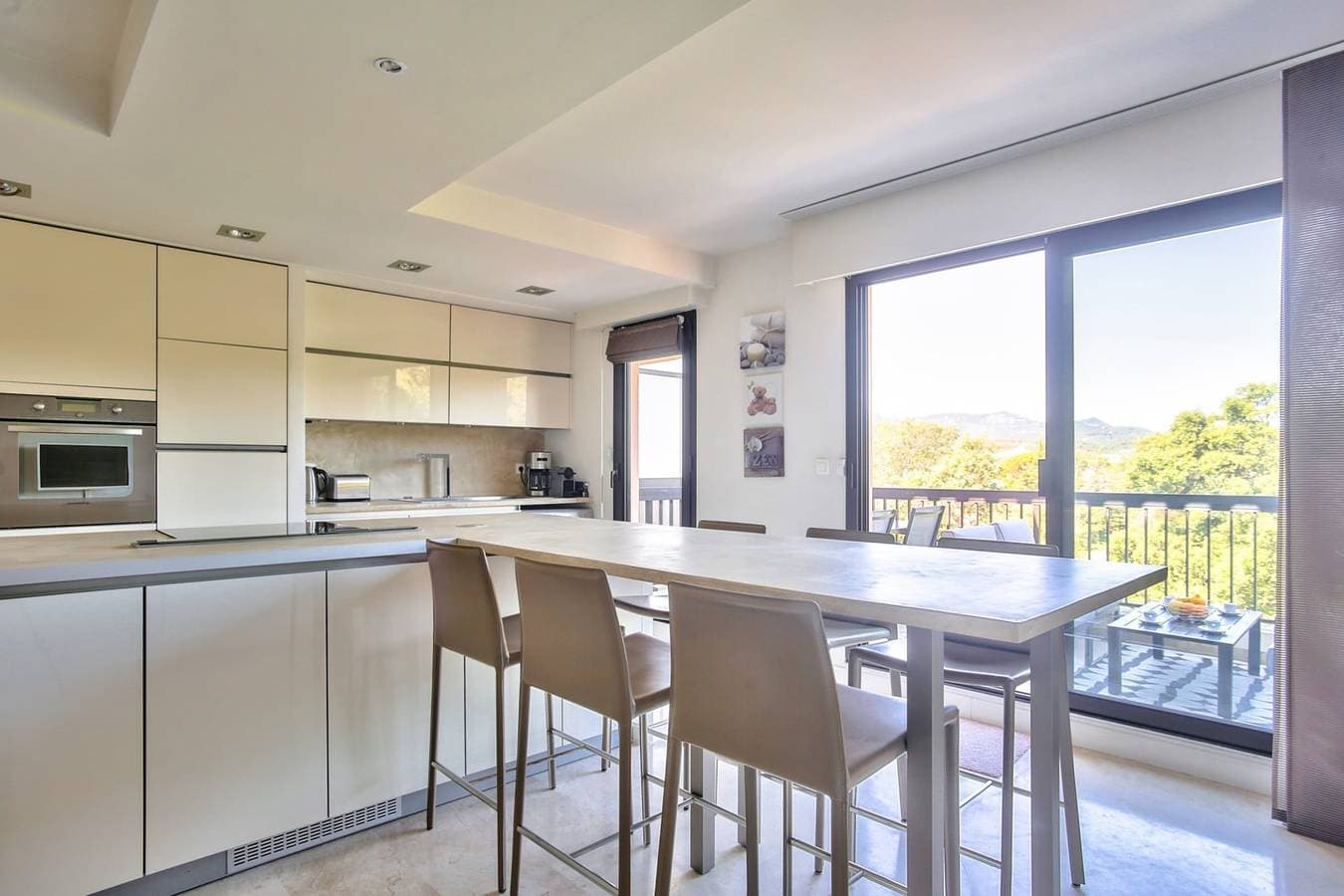 Foto 5 von 20: Ferienwohnung für 4 Personen mit Terrasse