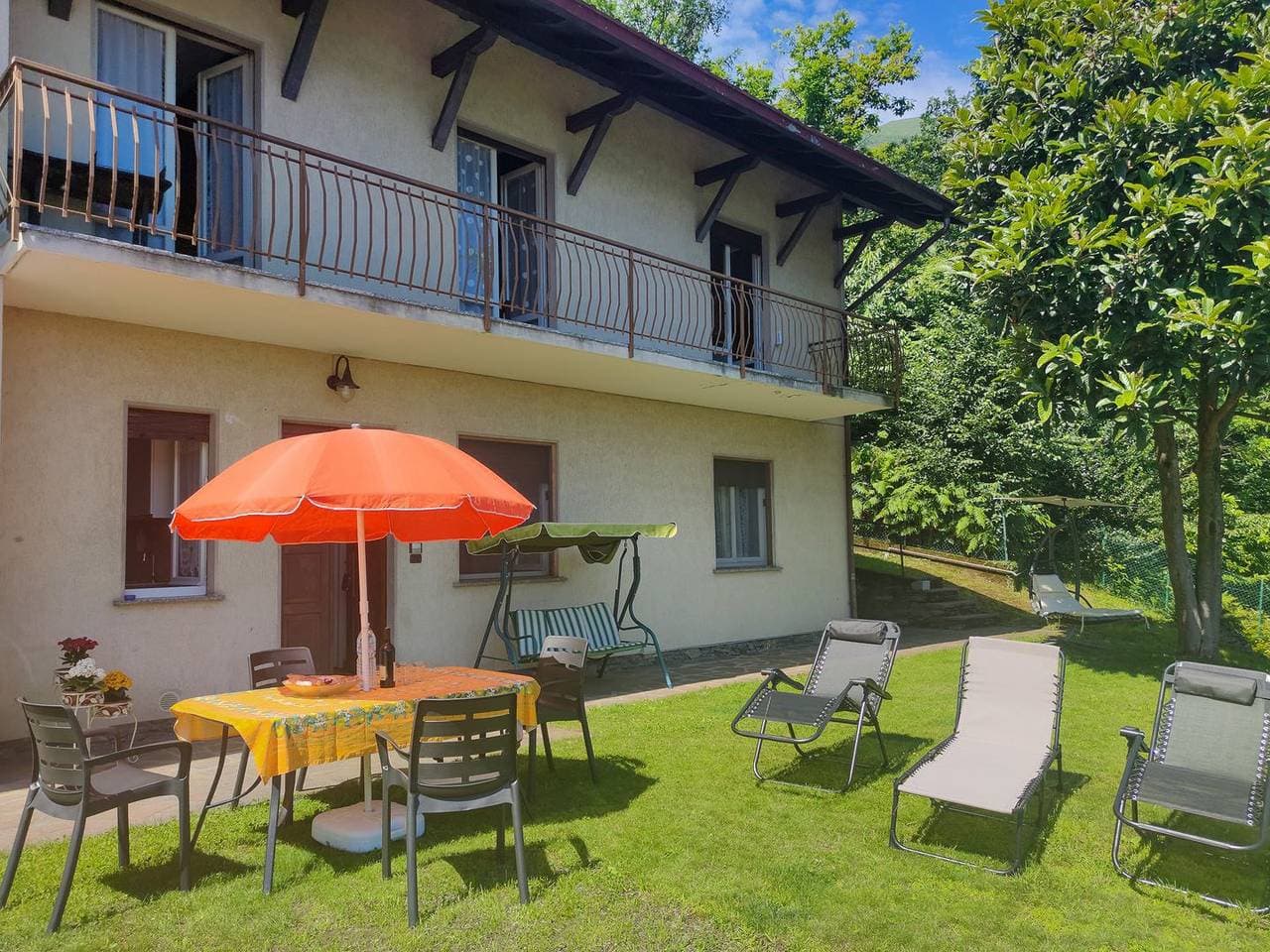 Foto 5 von 56: Ferienwohnung Pianellina mit Seeblick