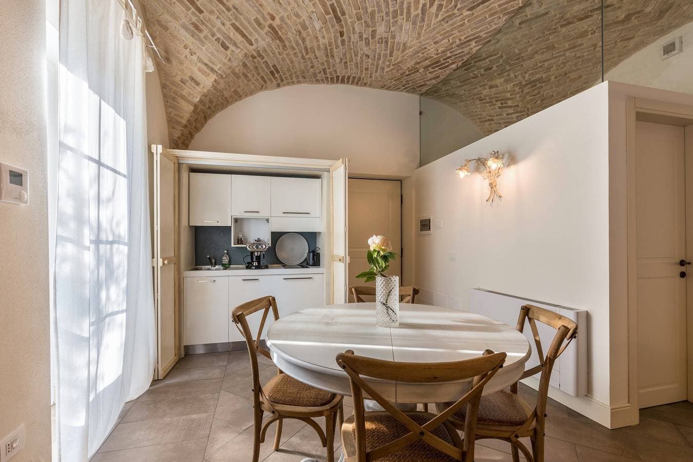 Foto 9 von 23: Ferienwohnung "Origano" mit Wellnessbereich, Privatem Garten, WLAN und Pool zur gemeinsamen Nutzung
