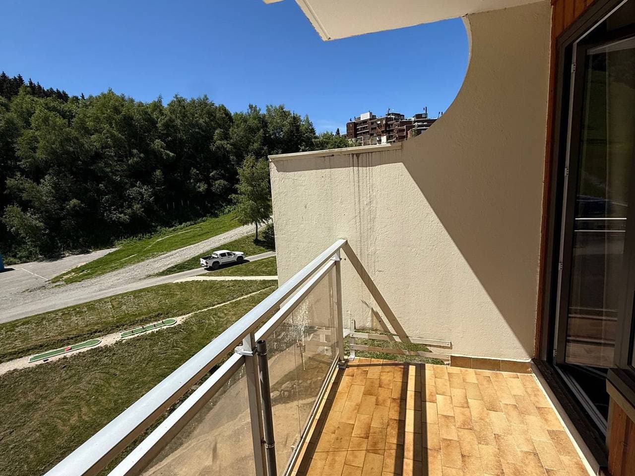 Foto 8 von 11: Studio-Kabine 24m² direkt an der Piste mit Balkon