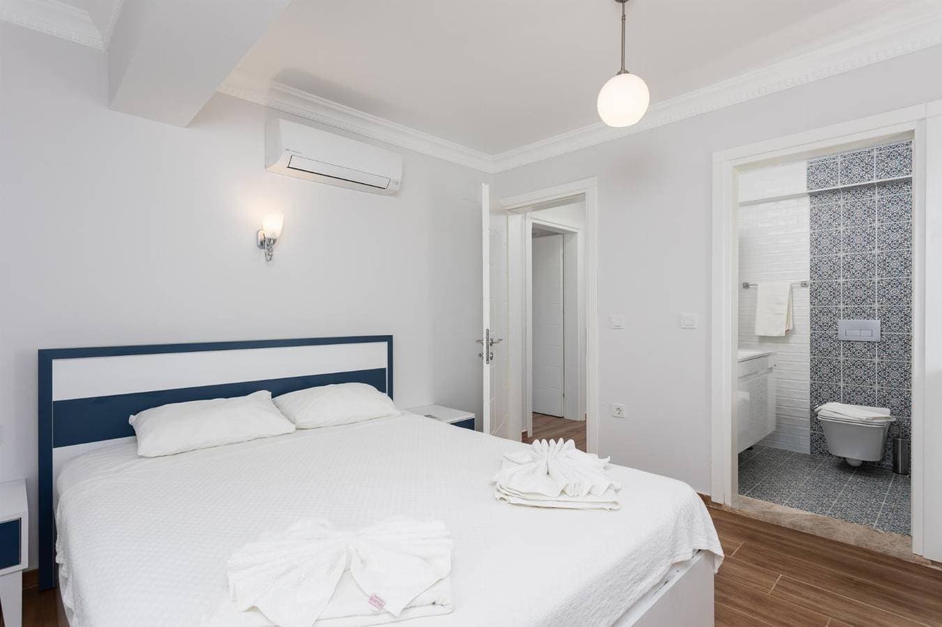 Foto 12 von 24: Villa für 8 Personen mit Garten