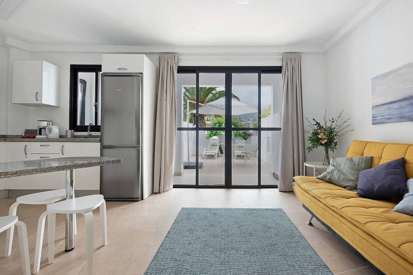 Foto 8 von 31: Ferienwohnung "Puerto Hills" mit Bergblick, Gemeinschaftspool und WLAN