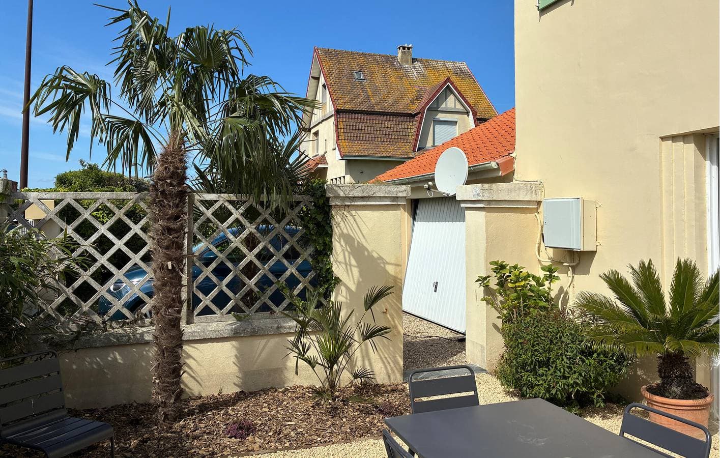 Foto 10 von 22: Gemütliche 2-Zimmer-Wohnung mit Meerblick, Garten und WLAN – 2,5 km vom Strand entfernt