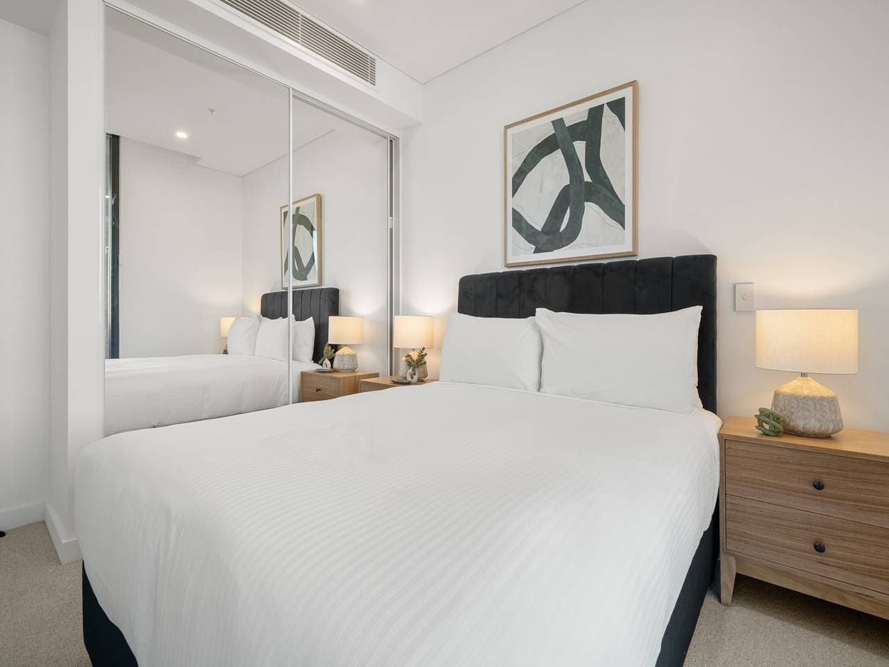 Foto 13 von 34: Modernes 1-Bett-Apartment mit Aussicht in Fremantle