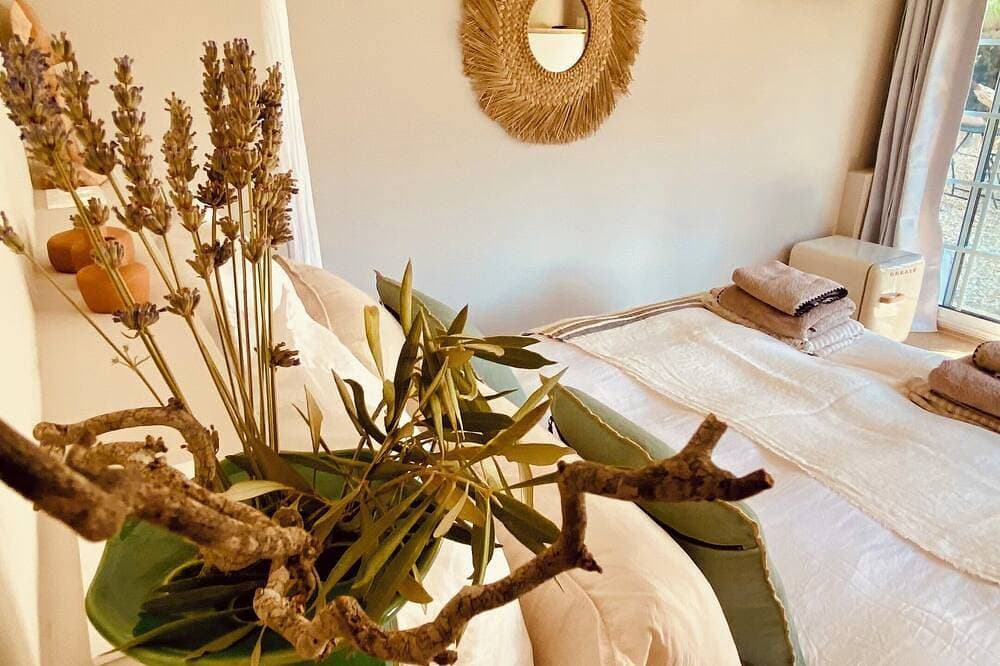 Foto 10 von 30: Cabanon Tihou romantic Nordic bath