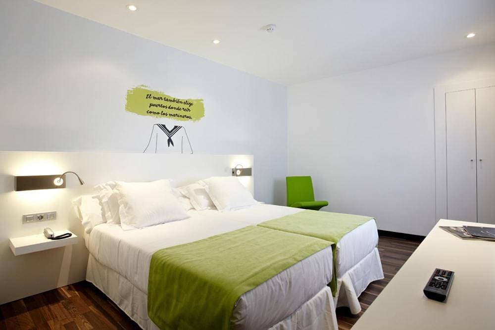 Foto 9 von 17: Double or Twin Room