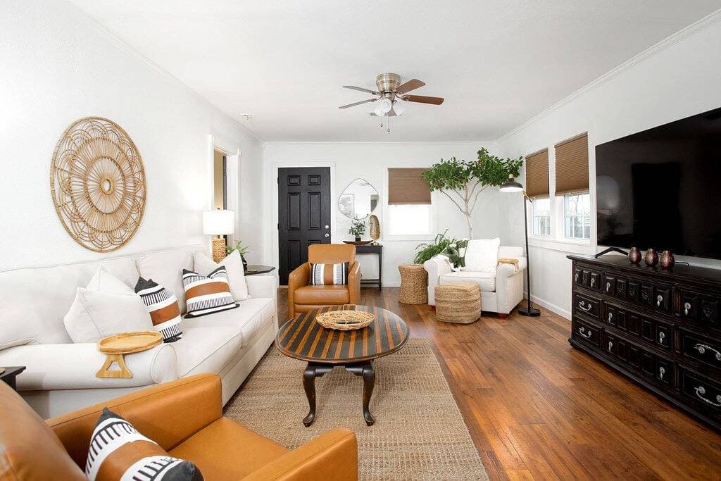 Foto 12 von 28: 2 Br/1Ba / Immaculate/ Downtown.  Hiike The Canyon. Pets Welcome with Small Fee.