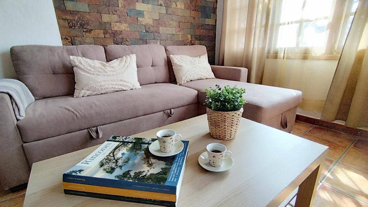 Foto 4 von 21: Two-Bedroom Apartment