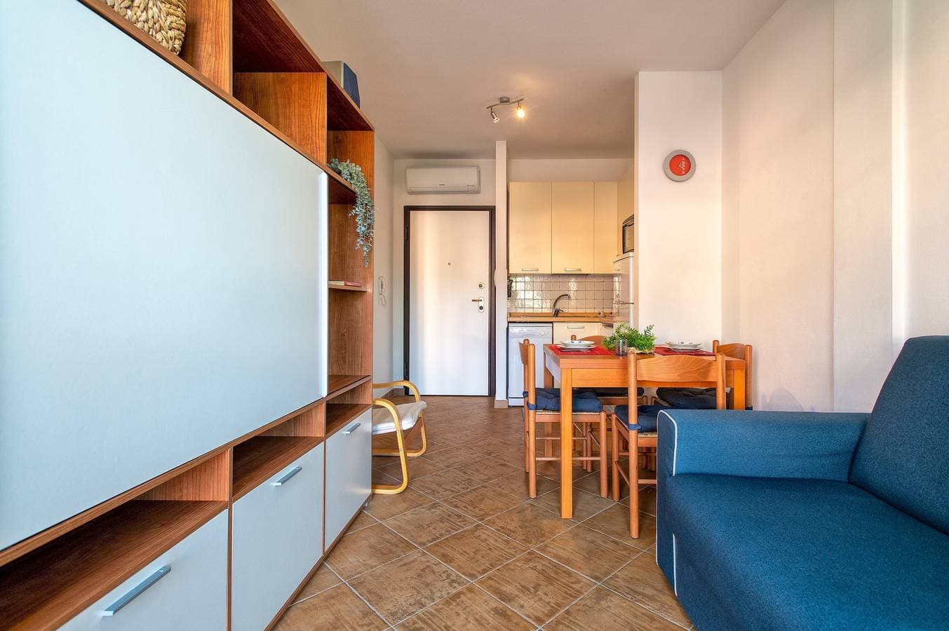 Foto 9 von 26: Ferienwohnung 'Gio's' mit Gemeinschaftspool, privatem Garten und Klimaanlage