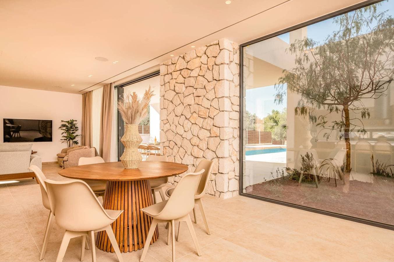 Foto 5 von 25: Villa für 10 Personen mit Garten