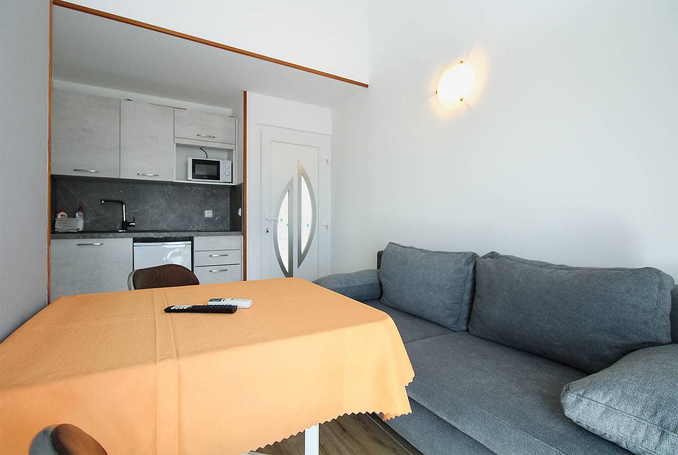 Foto 6 von 16: Ferienwohnung für 4 Personen mit Terrasse