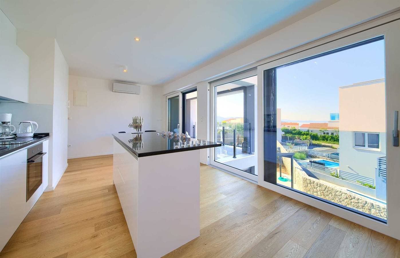 Foto 10 von 38: Apartment Joy mit Meerblick und Whirlpool