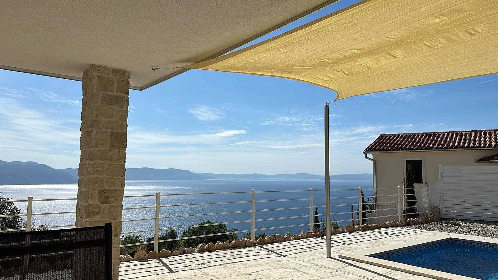 Foto 2 von 22: Angel Marie Villa in ruhiger Lage mit Meerblick