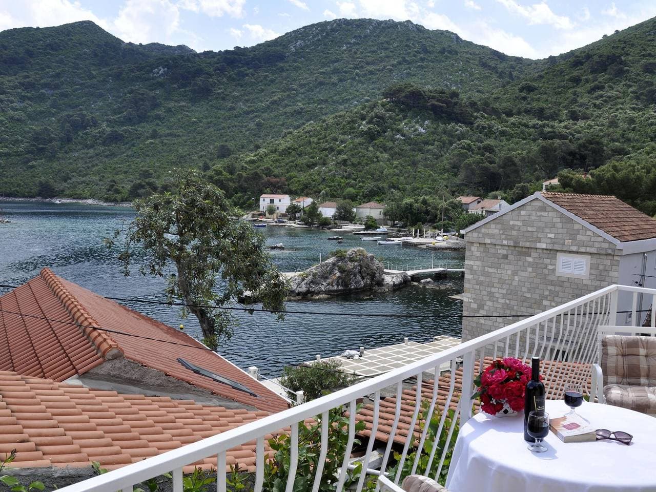 Foto 8 von 20: Apartment Danijela Mljet - Studio Apartment with Balcony and Sea View