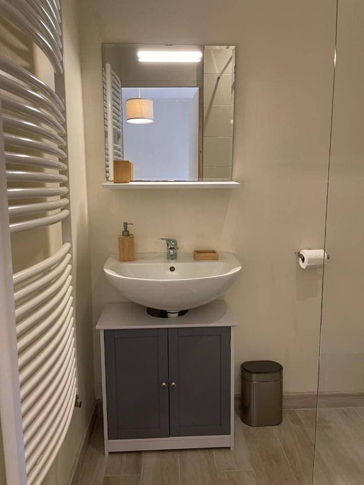 Foto 10 von 13: Double Room with Private Bathroom