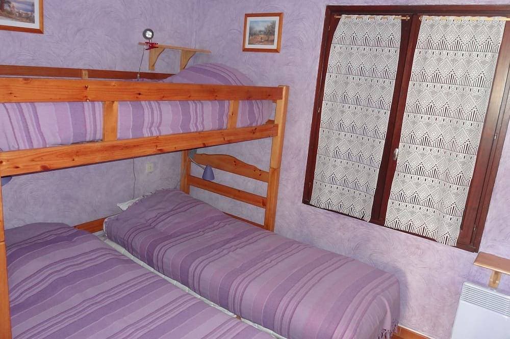 Foto 2 von 26: Hübsches Ferienhaus auf der Halbinsel Giens, Var, provenzalische Einrichtung