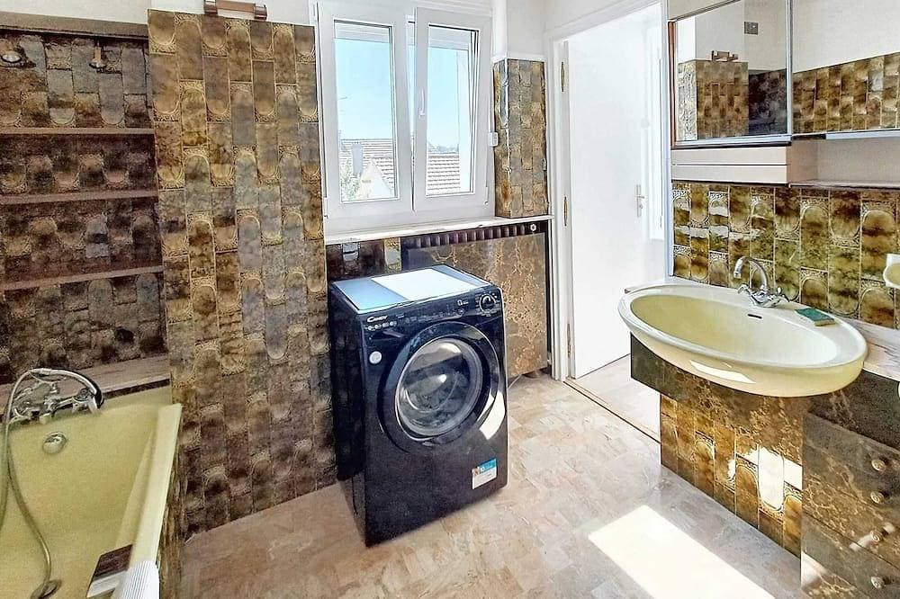 Foto 8 von 14: Homerez - Haus in Bondy – 10 Pers