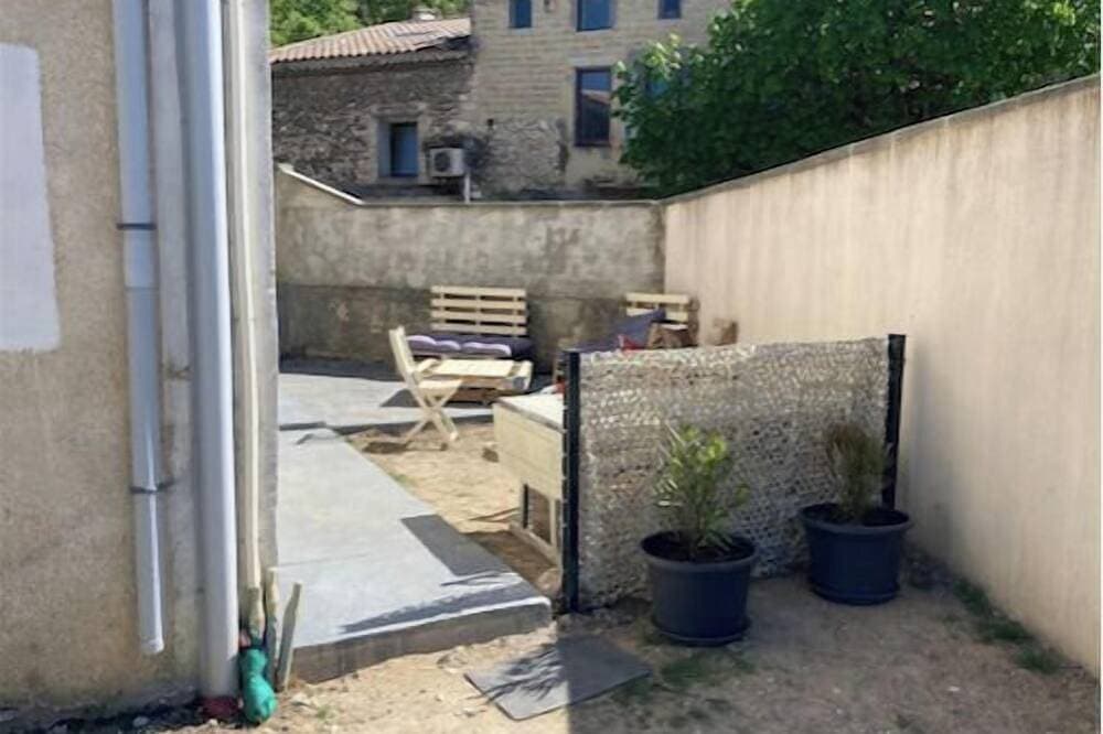 Foto 6 von 14: Room in house drome + viarhona + freeway + jacuzzi (extra charge)