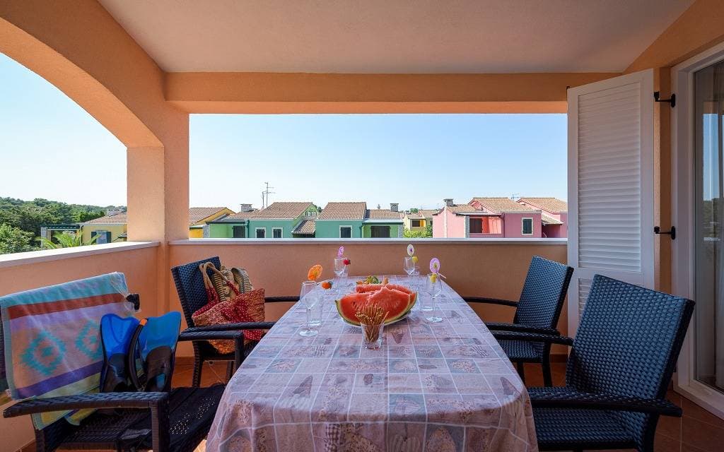 Foto 9 von 52: Ferienwohnung in Bašanija mit Meerblick, Terrasse, Klimaanlage, W-Lan (113-6)
