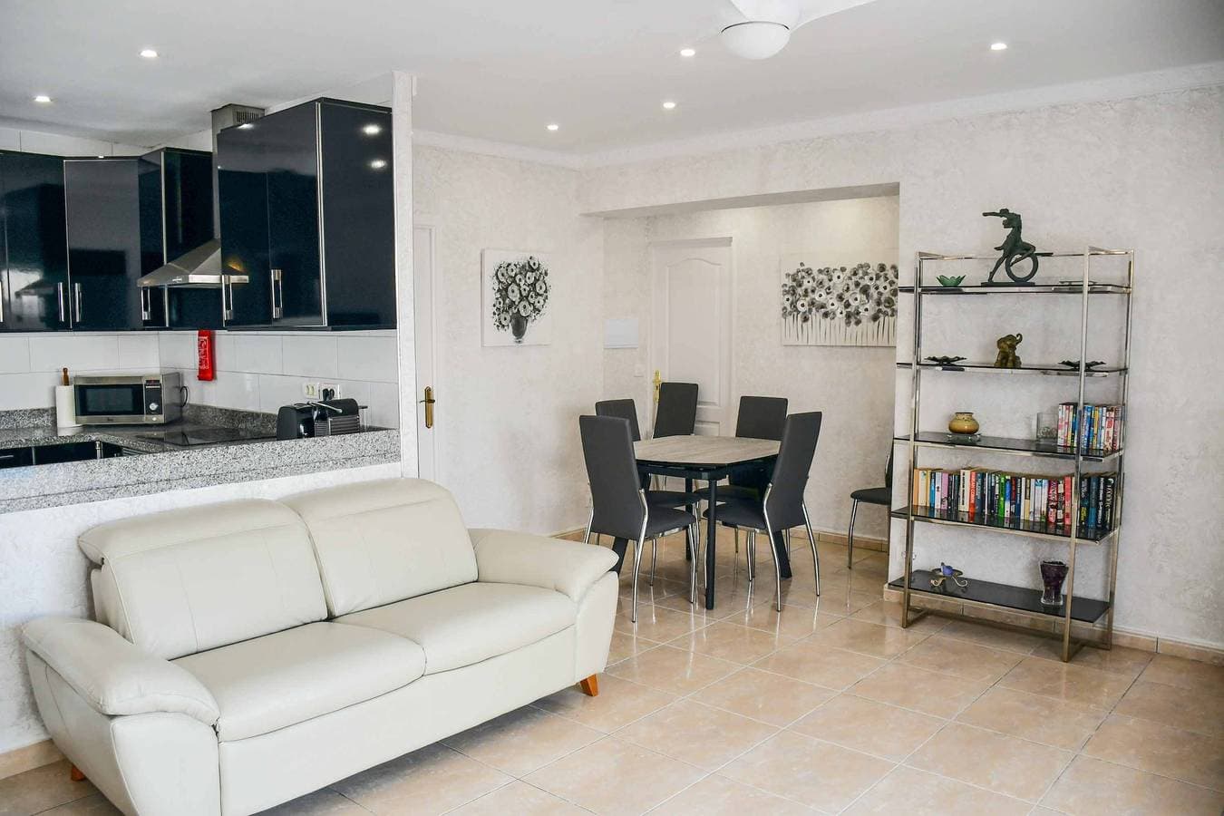Foto 6 von 14: Villa für 6 Personen mit Pool