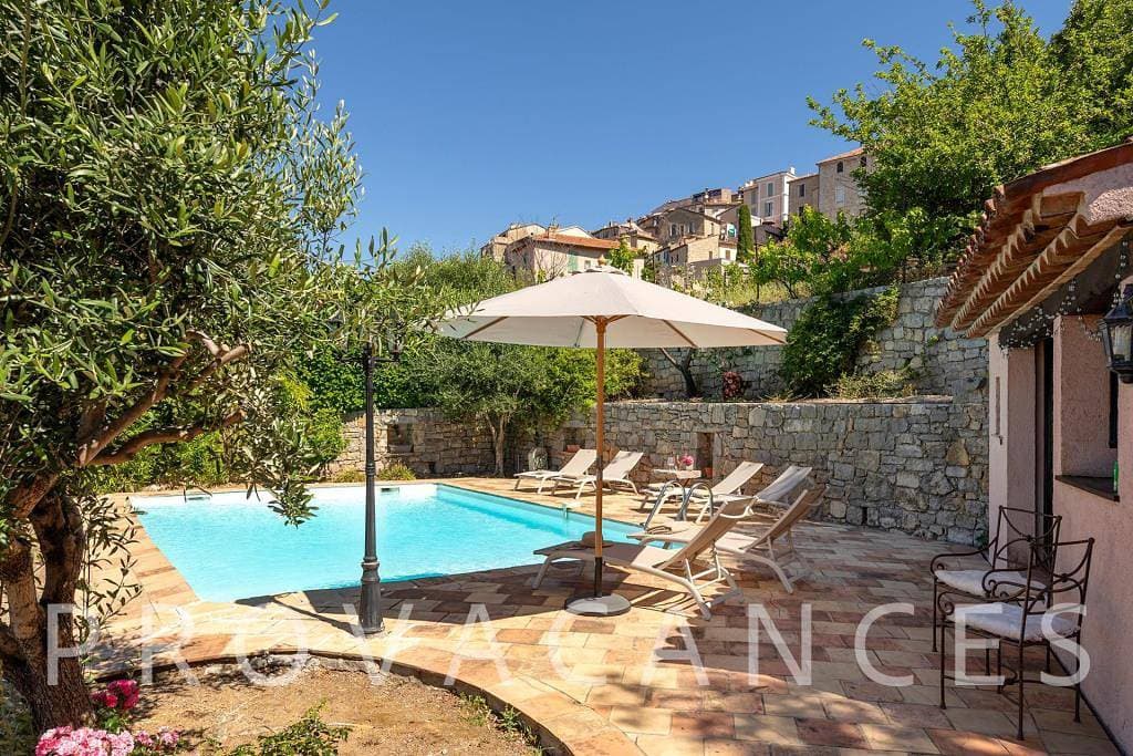 Foto 6 von 72: Ferienhaus mit Pool in Fayence