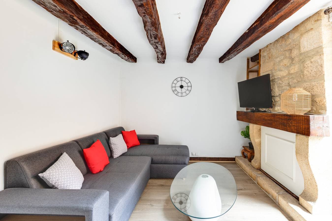 Foto 10 von 24: Modernes Steinhaus mit Terrasse für 6 Personen