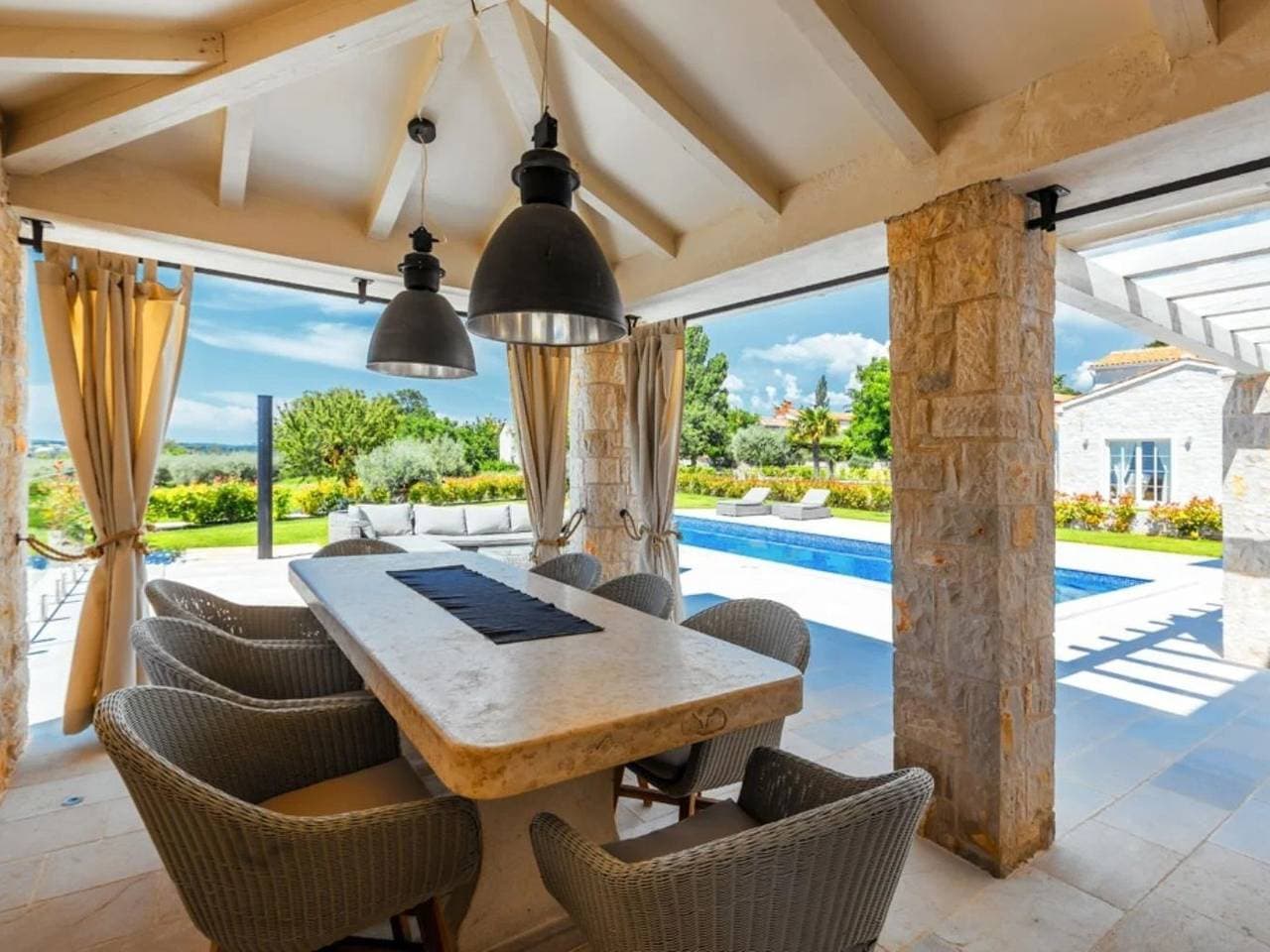 Foto 7 von 36: Villa Arabela mit 4 Schlafzimmern, in der Nähe von Porec