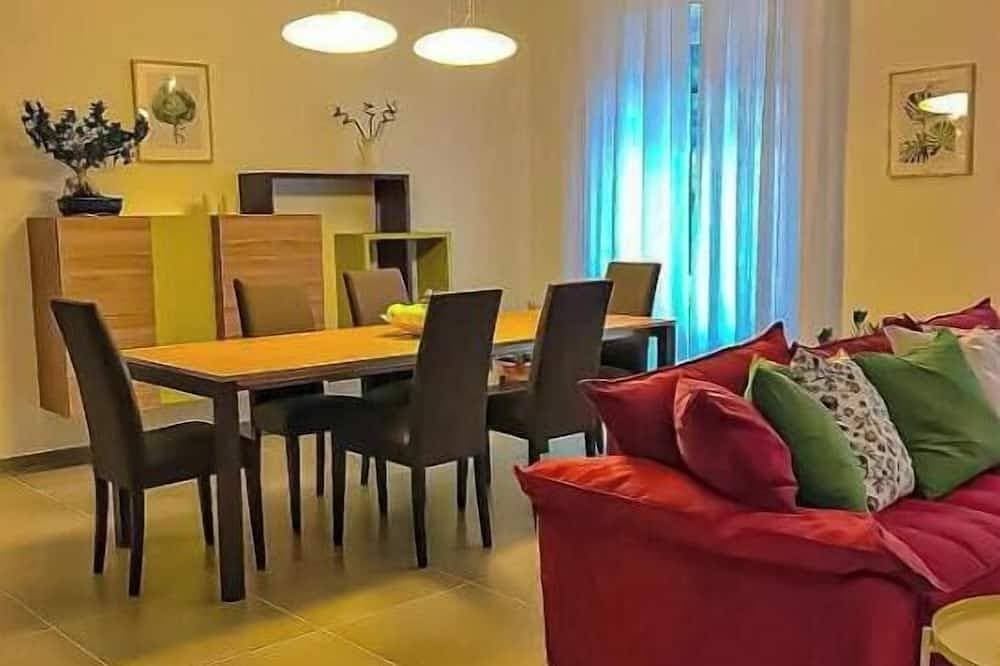 Foto 10 von 21: Cozy Apartment nestled in a fantastic lemon grove.