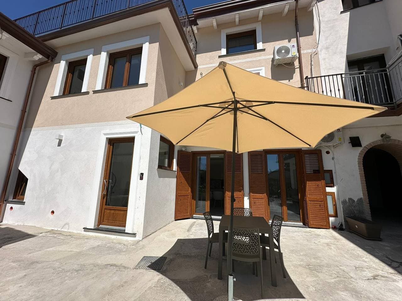Foto 2 von 23: Suite La Camelia mit Bergblick, WLAN und Klimaanlage