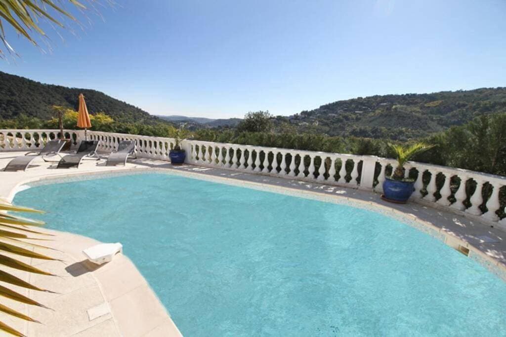 Foto 4 von 29: Villa