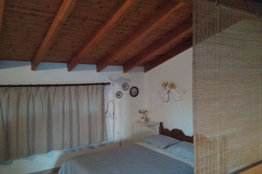 Foto 4 von 30: Evis Dachboden in Agios Gordios