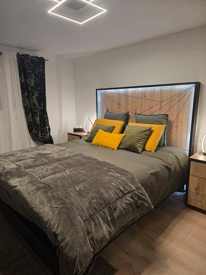 Foto 7 von 10: Double Room with Private Bathroom