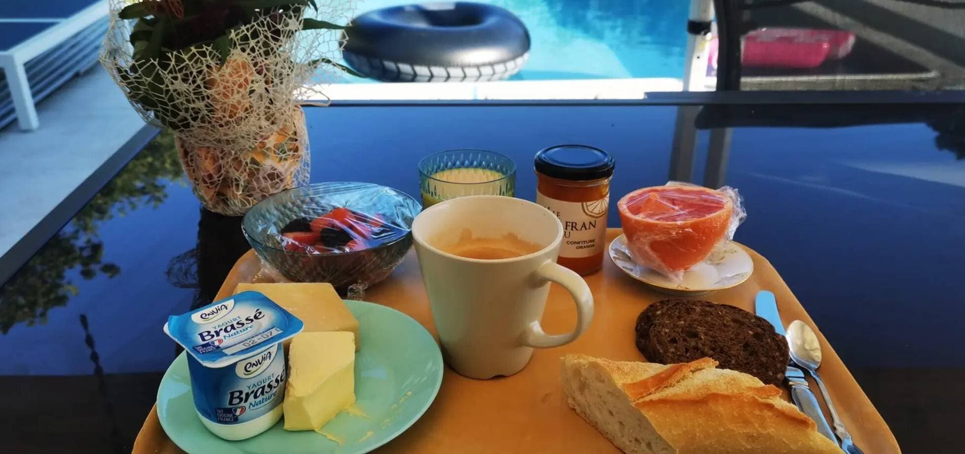 Foto 7 von 25: Chez Sandrine – Gästezimmer mit Pool & Abendessen auf Wunsch