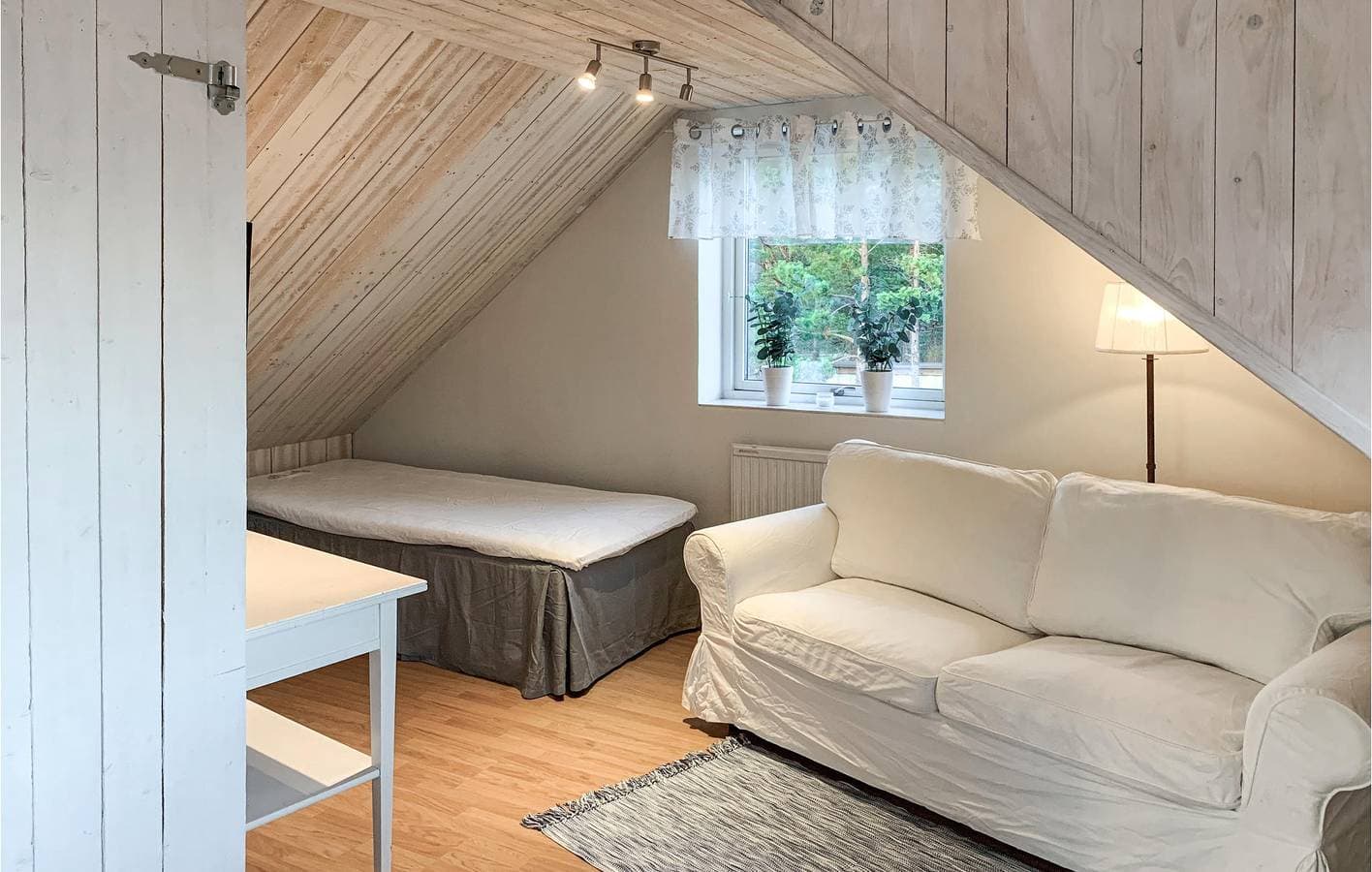 Foto 3 von 15: Ferienwohnung für 4 Personen mit Terrasse