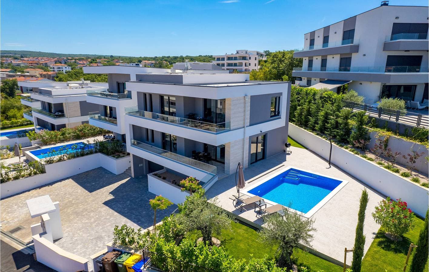 Foto 5 von 35: Stilvolle 2-Zimmer-Wohnung mit Meerblick, Terrasse und Parkplatz, 2 km vom FKK-Strand Porat entfernt