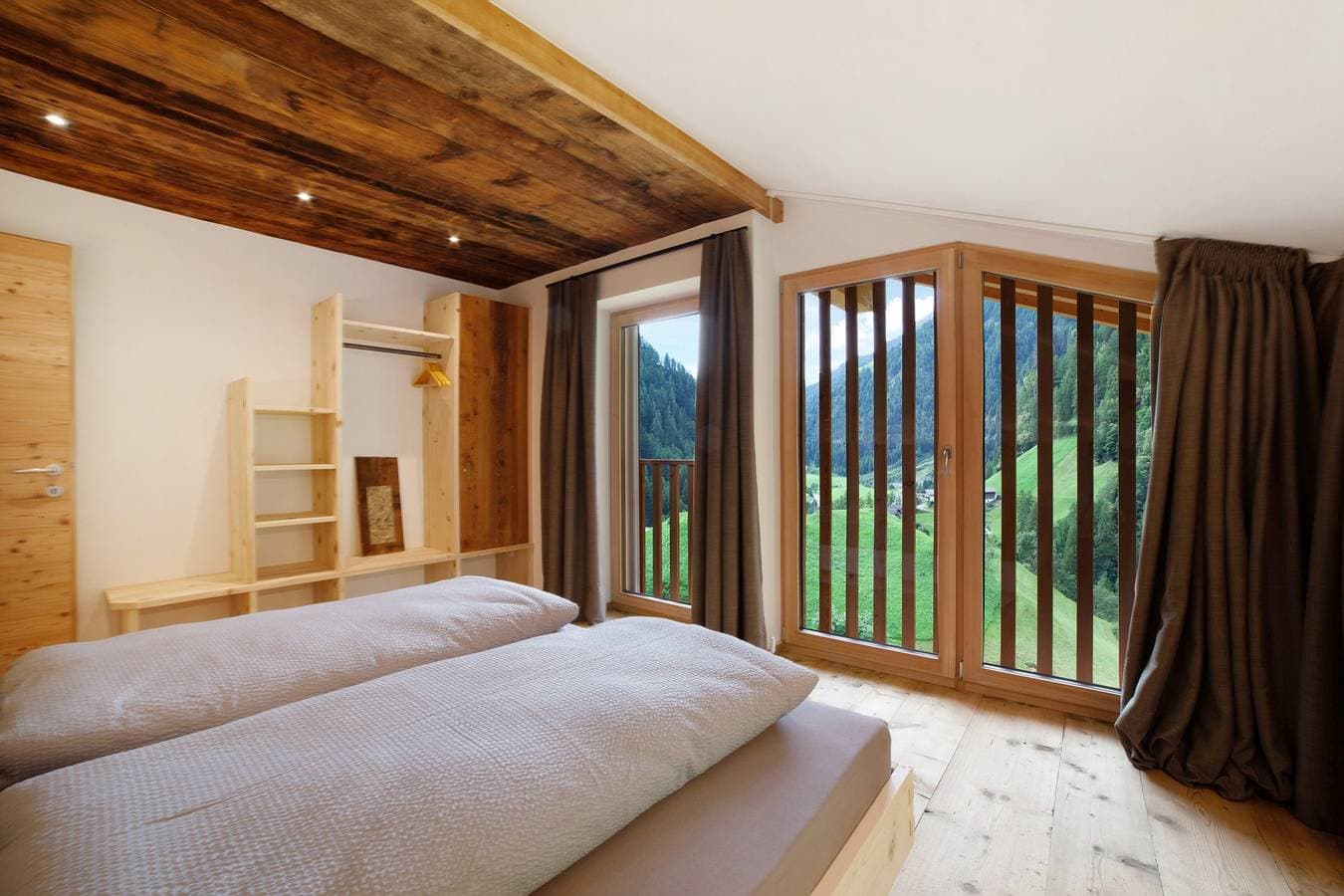 Foto 2 von 34: Ferienwohnung 'Herrischner 1' mit Bergblick, privater Terrasse und WLAN